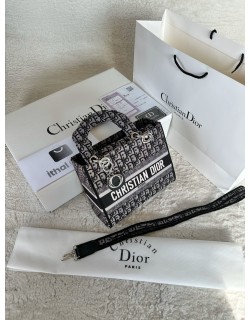 İthal Dior  desenli