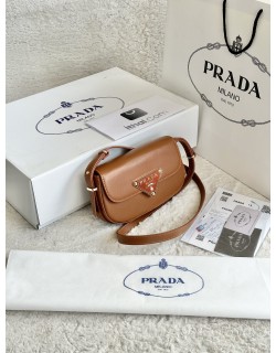 İthal Prada çanta